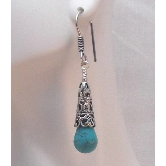 Turquoise and Silver Filigree Drop Dangle Earrings - Picture 3 of 4